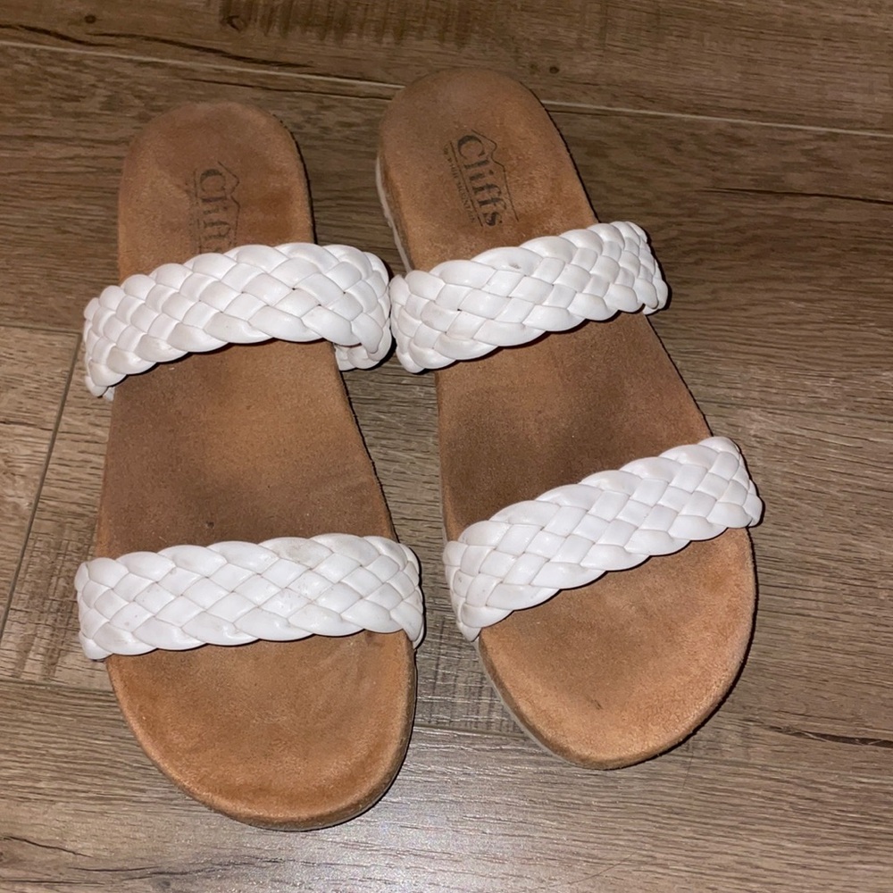 Cliffs sandals